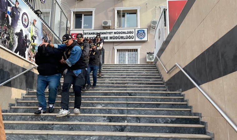 İstanbulda 60 adrese eş zamanlı fuhuş baskını: 38 kişi gözaltına alındı, 85 kadın kurtarıldı