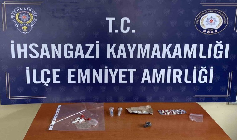 Kastamonuda uyuşturucu operasyonu: 3 gözaltı