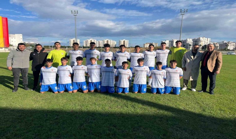 Kemer Belediye Merkez Spor U16, Kundu Sporu 4-0lık skorla geçti