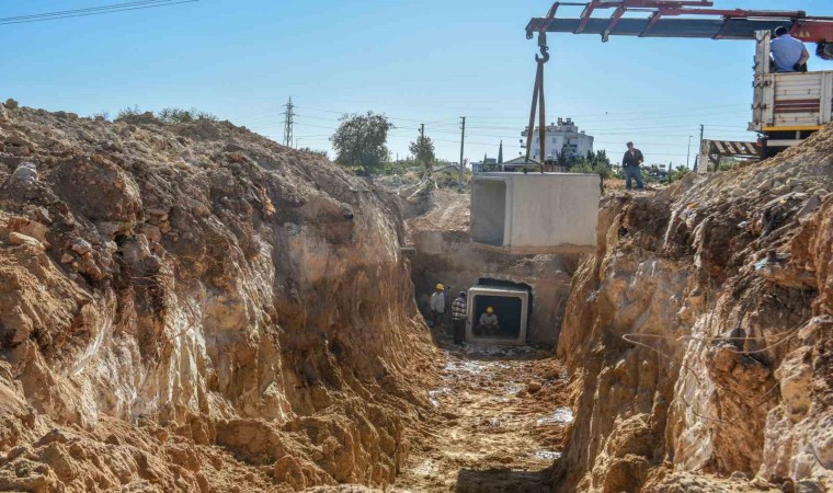 Kepez Belediyesinden sel tehdidine karşı altyapı hamlesi