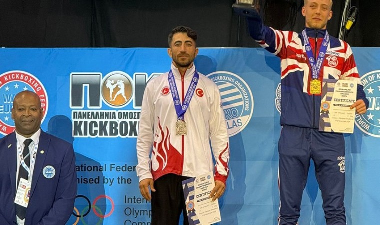 Kick Boks Büyükler Avrupa Şampiyonasında ETÜlü sporcudan gümüş madalya