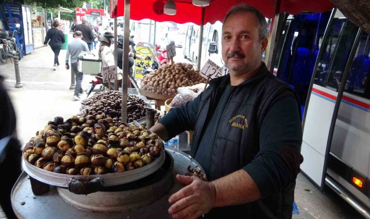 Kışın vazgeçilmez sokak tatlarından kestane kebap tezgahları kuruldu