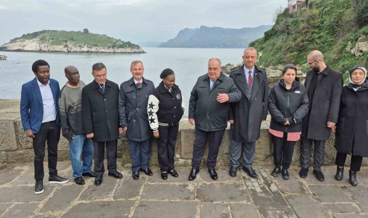 Malavi Meclis Başkanı Haraya yunus şoku