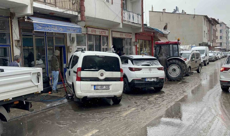 Malazgirtteki lastikçilerde yoğun mesai