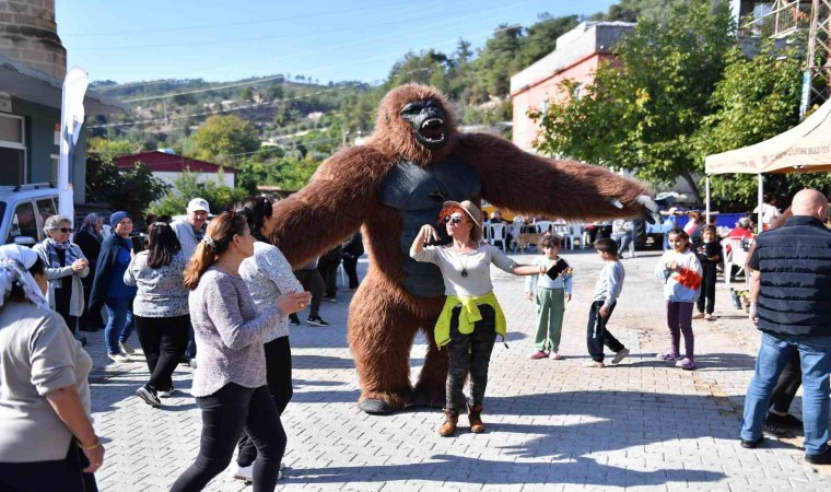 Mersinde Kırsal Mahalle Buluşmaları devam ediyor