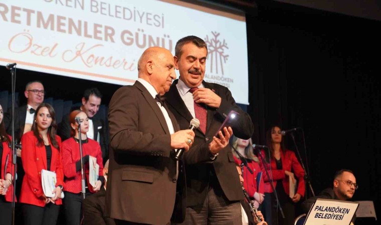 Milli Eğitim Bakanı Tekin, öğretmenler için söyledi: Gurbet O Kadar Acı Ki