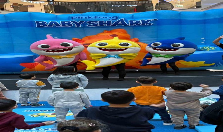 Milyonların sevgilisi Baby Shark Espark AVMde