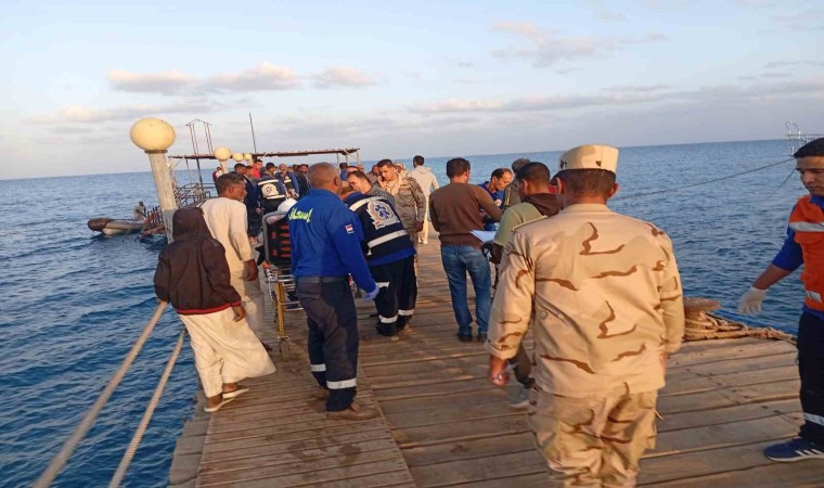 Mısırda batan turist teknesinde 4 kişinin cansız bedenine ulaşıldı