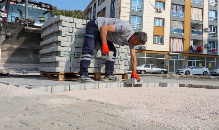 Muradiyede sokaklar Yunusemre ile güzelleşiyor^