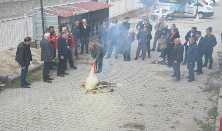 Niğde SGKda yangın tatbikatı düzenlendi