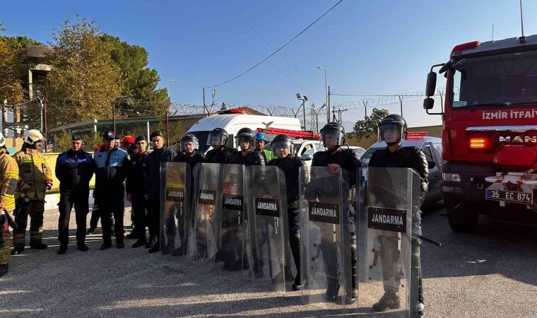 Ödemiş M Tipi Kapalı Cezaevinde İsyan ve Yangın Tatbikatı düzenlendi