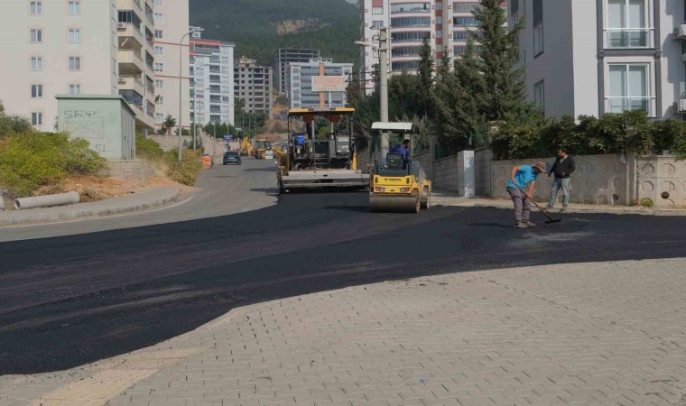 Onikişubat Belediyesinden yol yatırımları