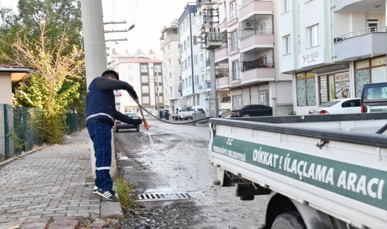 Osmaniyede rögarlarda ilaçlama çalışması