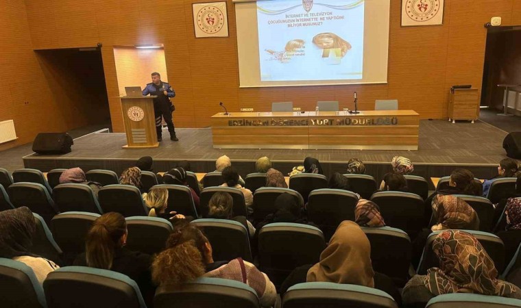 Polis Kadına Yönelik Şiddetle Mücadele gününde kadınlarla bir araya geldi