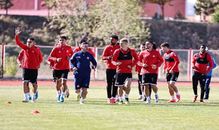 Sivasspor, Fenerbahçe maçı hazırlıklarına başladı