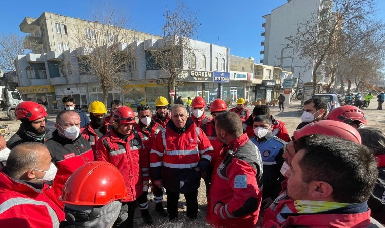 Sultangazi Belediyesinden depremzedeler için yapılan konteynerin teslimatıyla ilgili iddialara açıklama