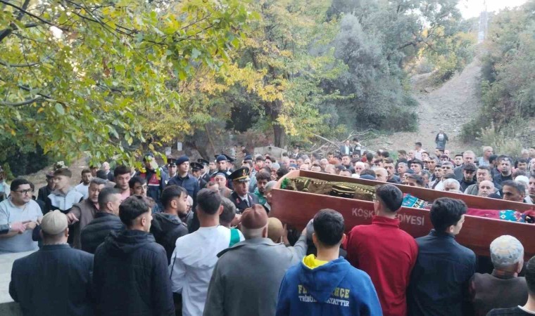 Terör gazisi Sarıeri son yolculuğunda jandarma yalnız bırakmadı