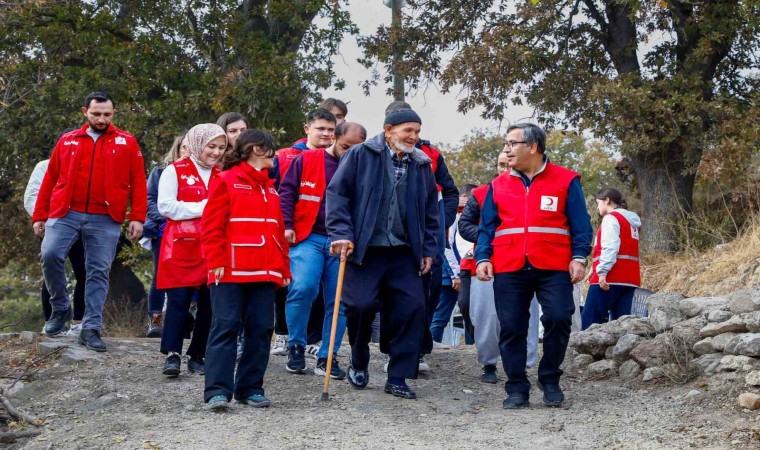 Türk Kızılaydan 82 yaşındaki ihtiyaç sahibine şefkat eli