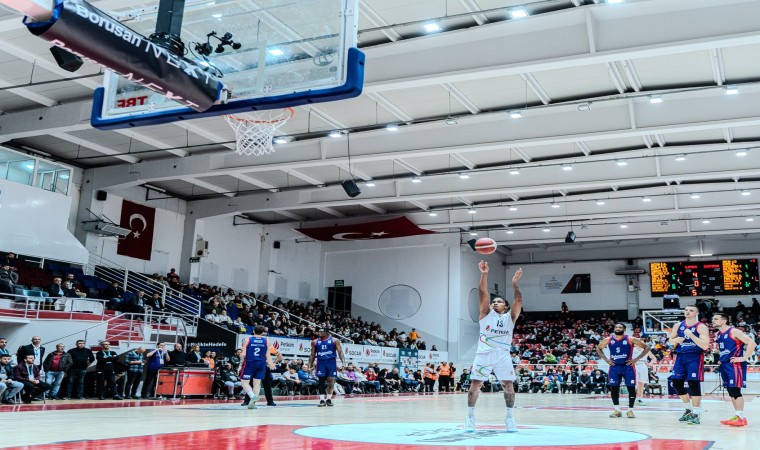 Türkiye Sigorta Basketbol Süper Ligi: Aliağa Petkimspor: 88 - Bahçeşehir Koleji: 92