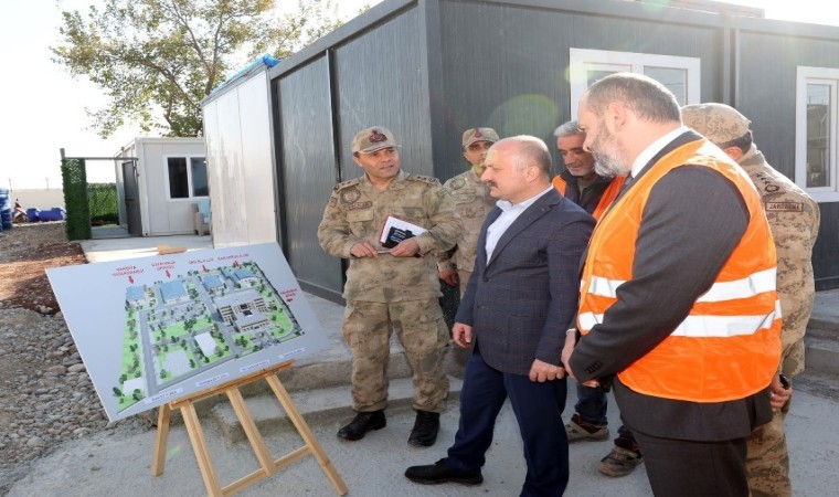 Vali Varol Adıyamanın yeni Jandarma Hizmet Binası inşaatını inceledi