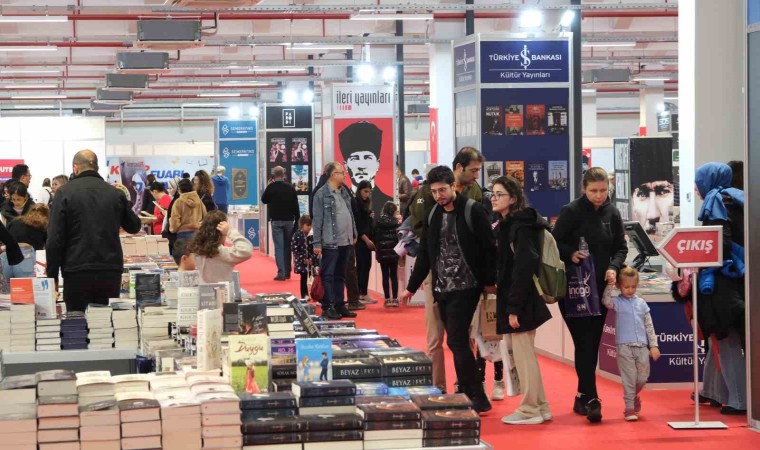 Vatandaşlardan Aydın Büyükşehirin Kitap Fuarına yoğun ilgi