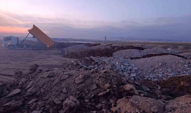 Adıyamanda dört ayda 293 bin ton hafriyat kent dışına taşındı