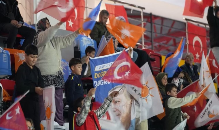 AK Parti İstanbulda kongre maratonu başladı