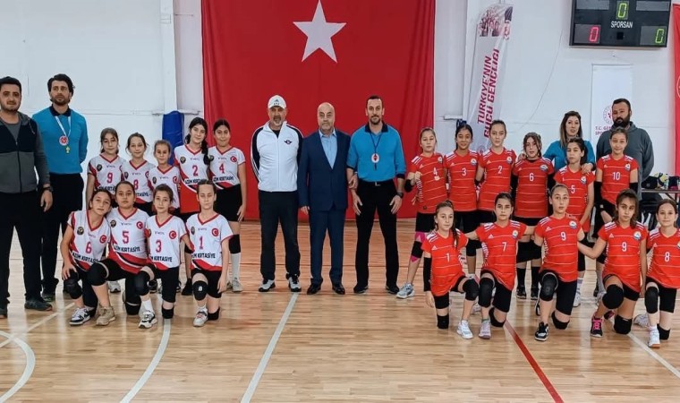 Alaplı Merkez Ortaokulu Voleybol Takımı Zonguldak Şampiyonasında