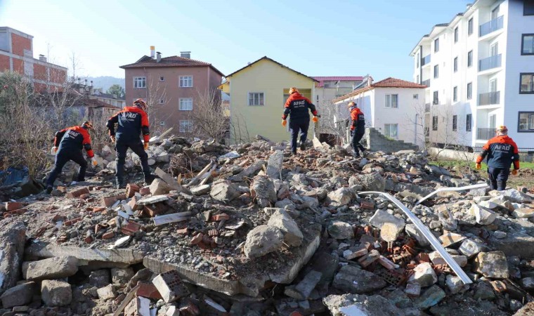 Amasyadaki deprem tatbikatı gerçeği aratmadı