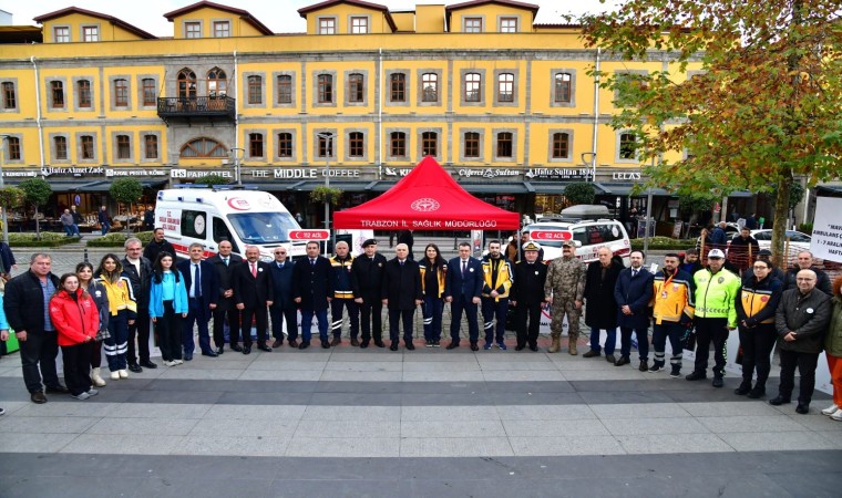 Ambulanslara trafikte yol açan Fermuar Sistemine duyarlı olunması çağrısı