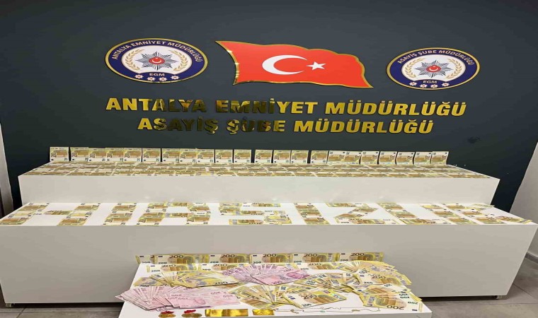 Antalyada evden 4 milyon TLlik hırsızlık yapan zanlı yakalandı