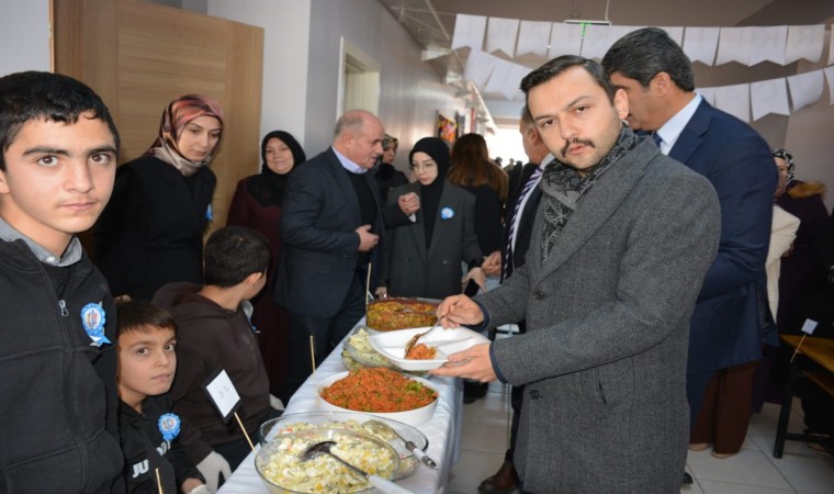 Aşkalede özel eğitim sınıfı için destek çarşısı