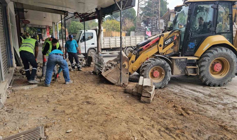 Aydın BŞBnin Nazilli İstasyon Meydanındaki 2. Etap çalışmaları başladı