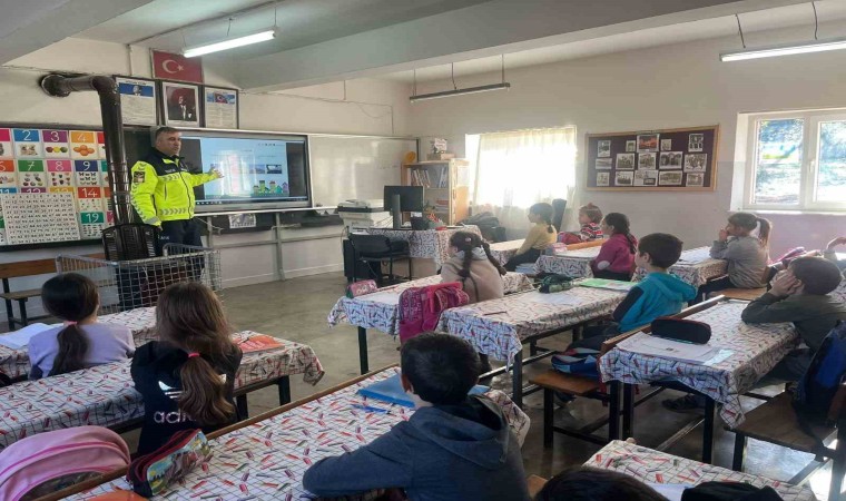 Aydında 62 öğrenciye trafik eğitimi verildi