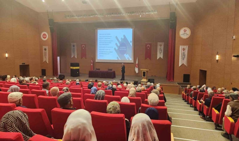 Aydında umre hazırlık semineri düzenlendi