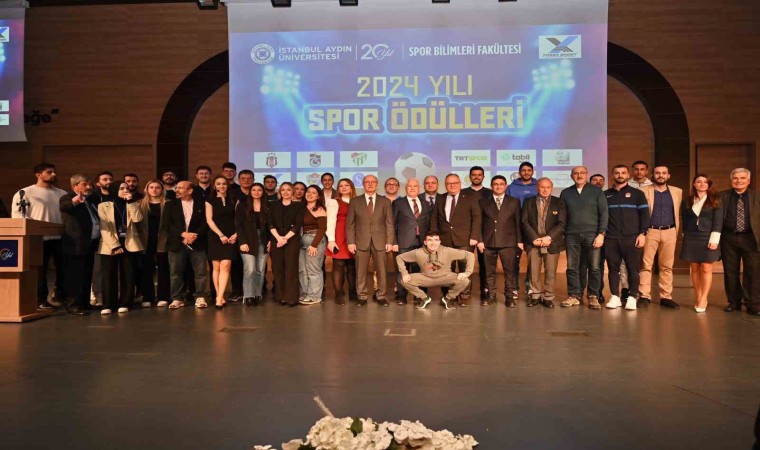 Başkan Bozbeye Spora katkı sağlayan başkan ödülü