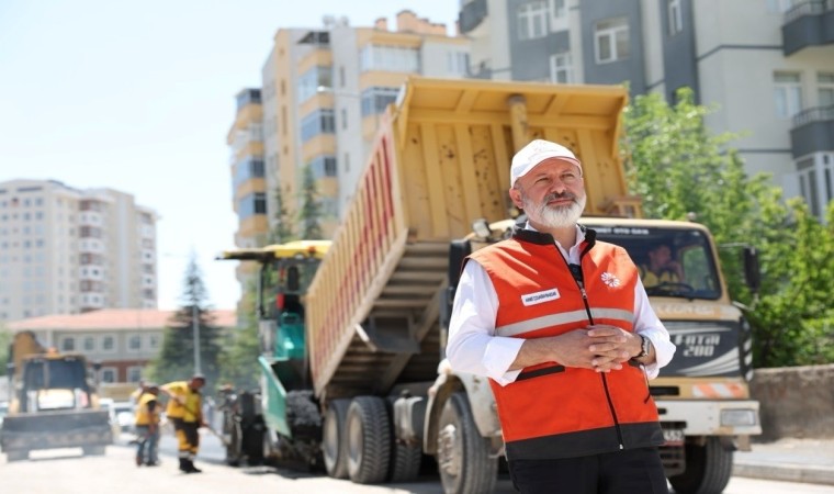 Başkan Çolakbayrakdar: Asfaltta da tarihi bir rekor kırmanın haklı gururunu yaşıyoruz