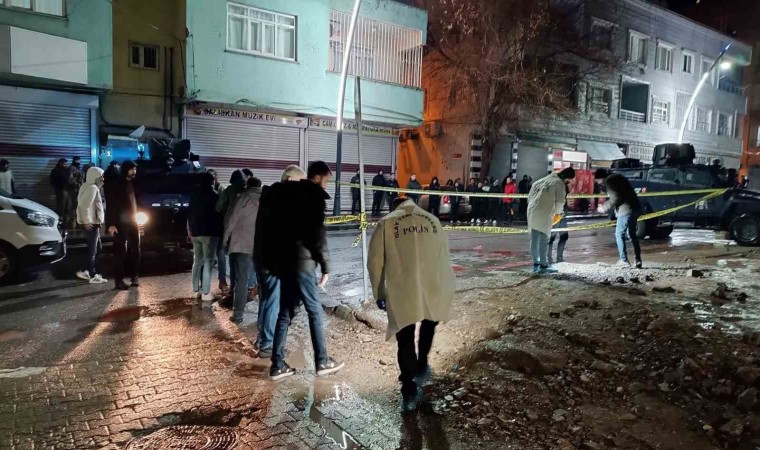 Batmanda sokak ortasında silahlı saldırı: 1 ölü