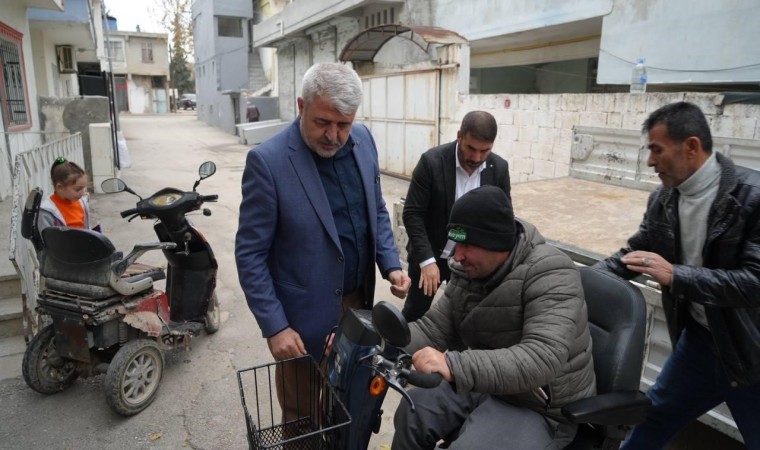 Belediyeden akülü sandalye desteği