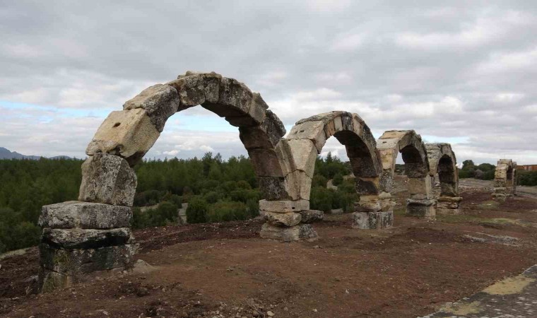 Blaundus Antik Kentinde 5 su kemeri ayağa kaldırıldı