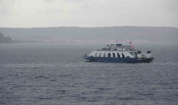 Bozcaada ve Gökçeadaya bugünkü tüm feribot seferleri iptal edildi