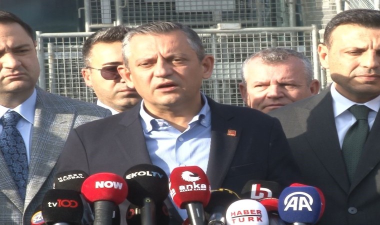 CHP Genel Başkanı Özel: Ahmet Özer için 50 gündür iddianame yazamıyorlar”