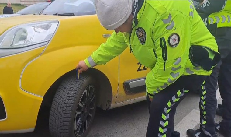 Edirnede polis ekiplerinden kış lastiği uygulaması