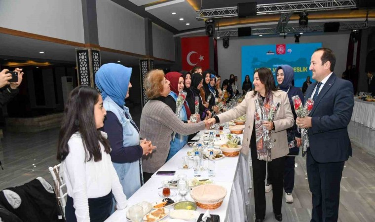 Elazığdan Mersine Huzur ve Kardeşlik Buluşması gerçekleştirildi