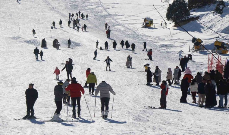 Erganda hafta sonu kayak heyecanı