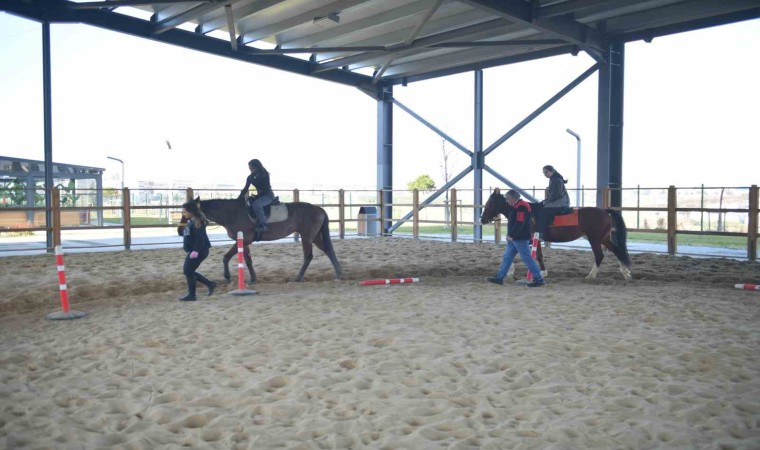 Esenyurtlulardan atlı sporlara yoğun ilgi