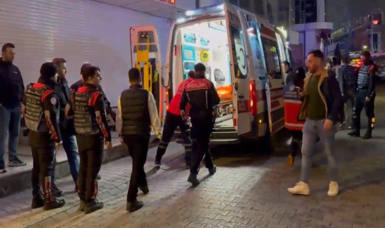 Esenyurtta çocuk istismarcısına operasyon düzenleyen polise silahlı saldırı