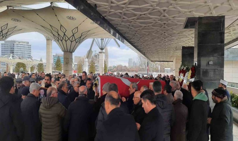 Eski Anayasa Mahkemesi Başkanvekili Üstün, son yolculuğuna uğurlandı