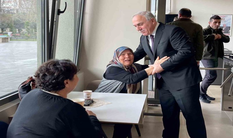 Fatihte Yadigar Kahvesi vatandaşlardan yoğun ilgi görüyor