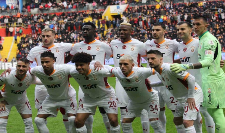 Galatasaray puan farkını 8e çıkardı